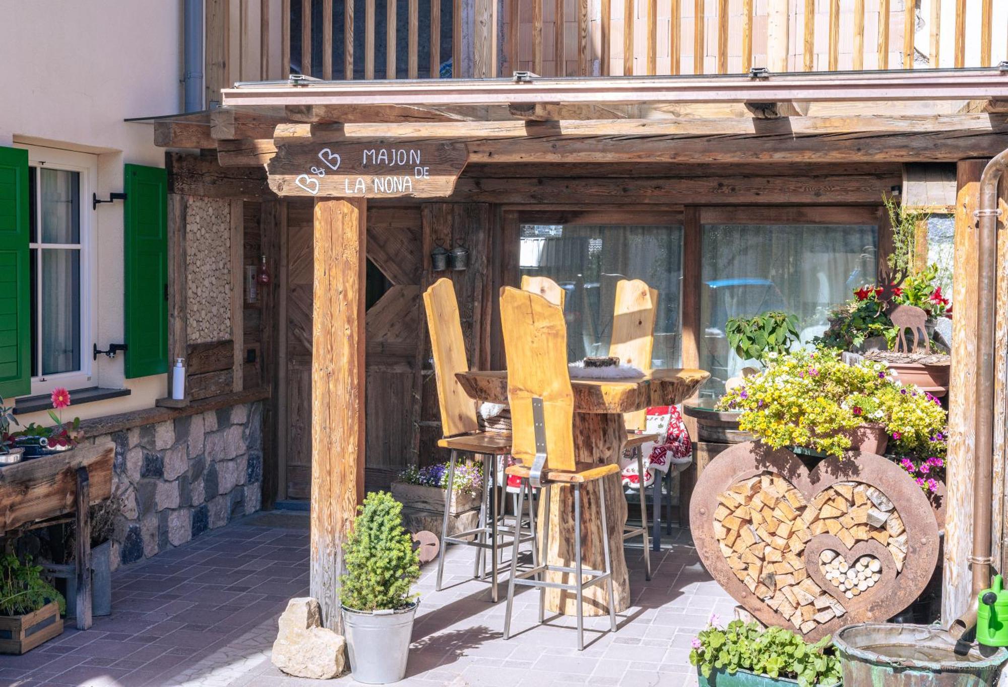 Majon De La Nona Otel Pozza di Fassa Dış mekan fotoğraf