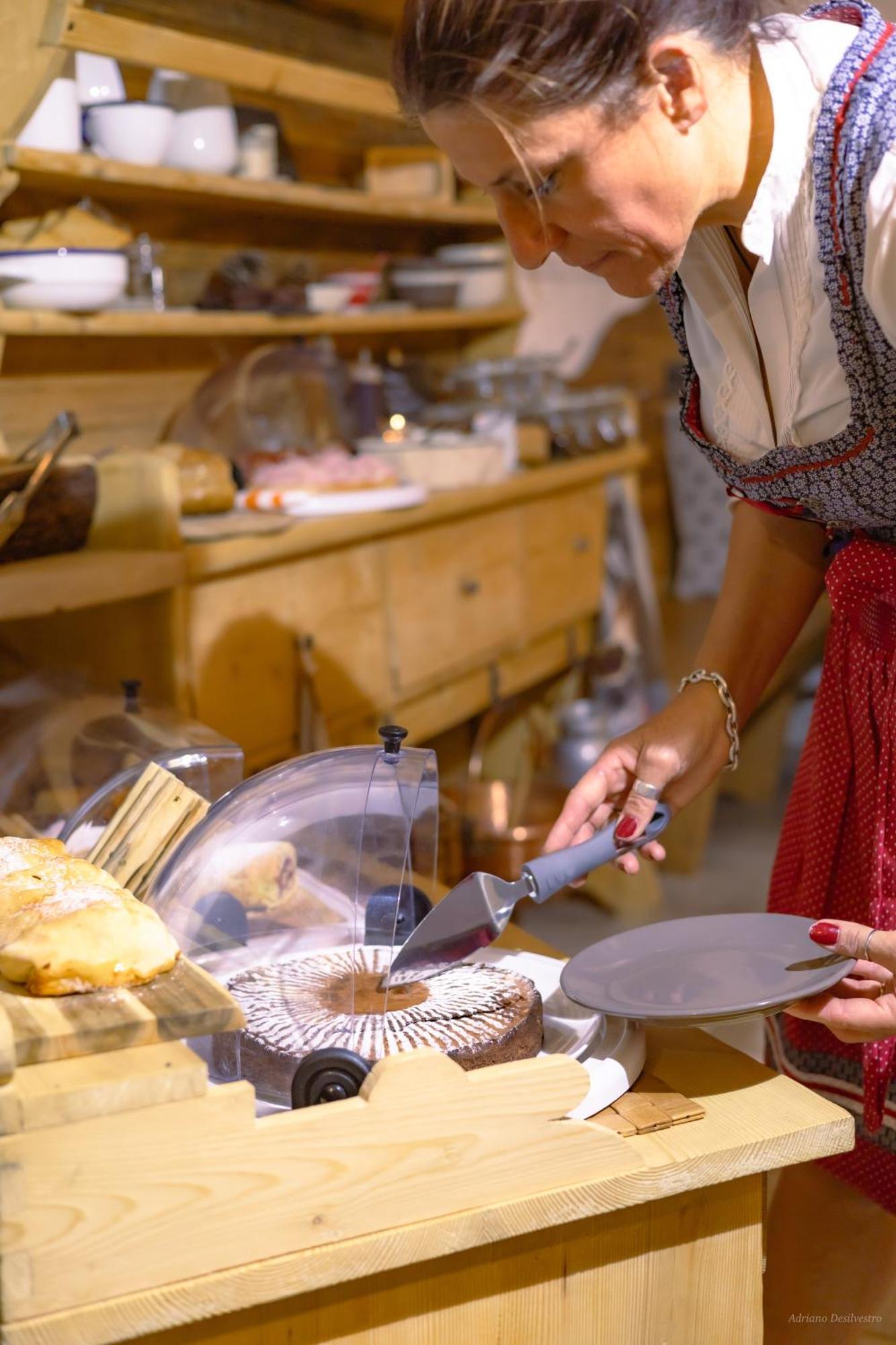 Majon De La Nona Otel Pozza di Fassa Dış mekan fotoğraf