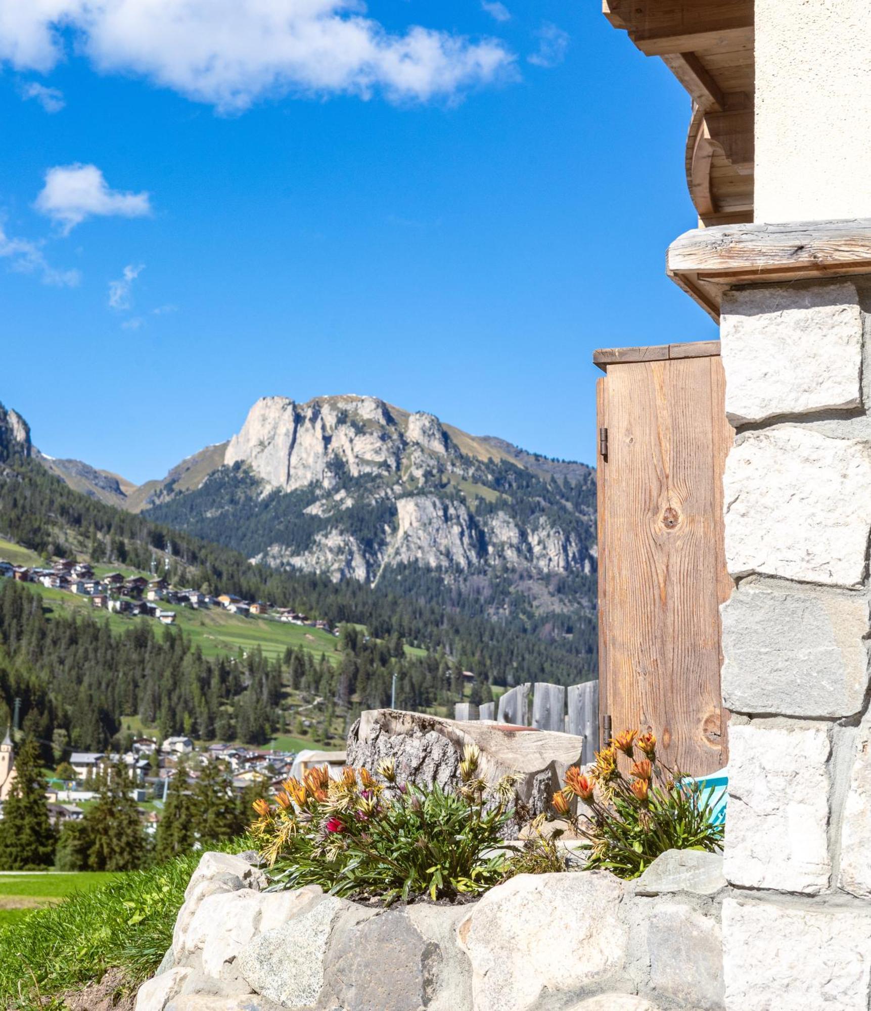 Majon De La Nona Otel Pozza di Fassa Dış mekan fotoğraf